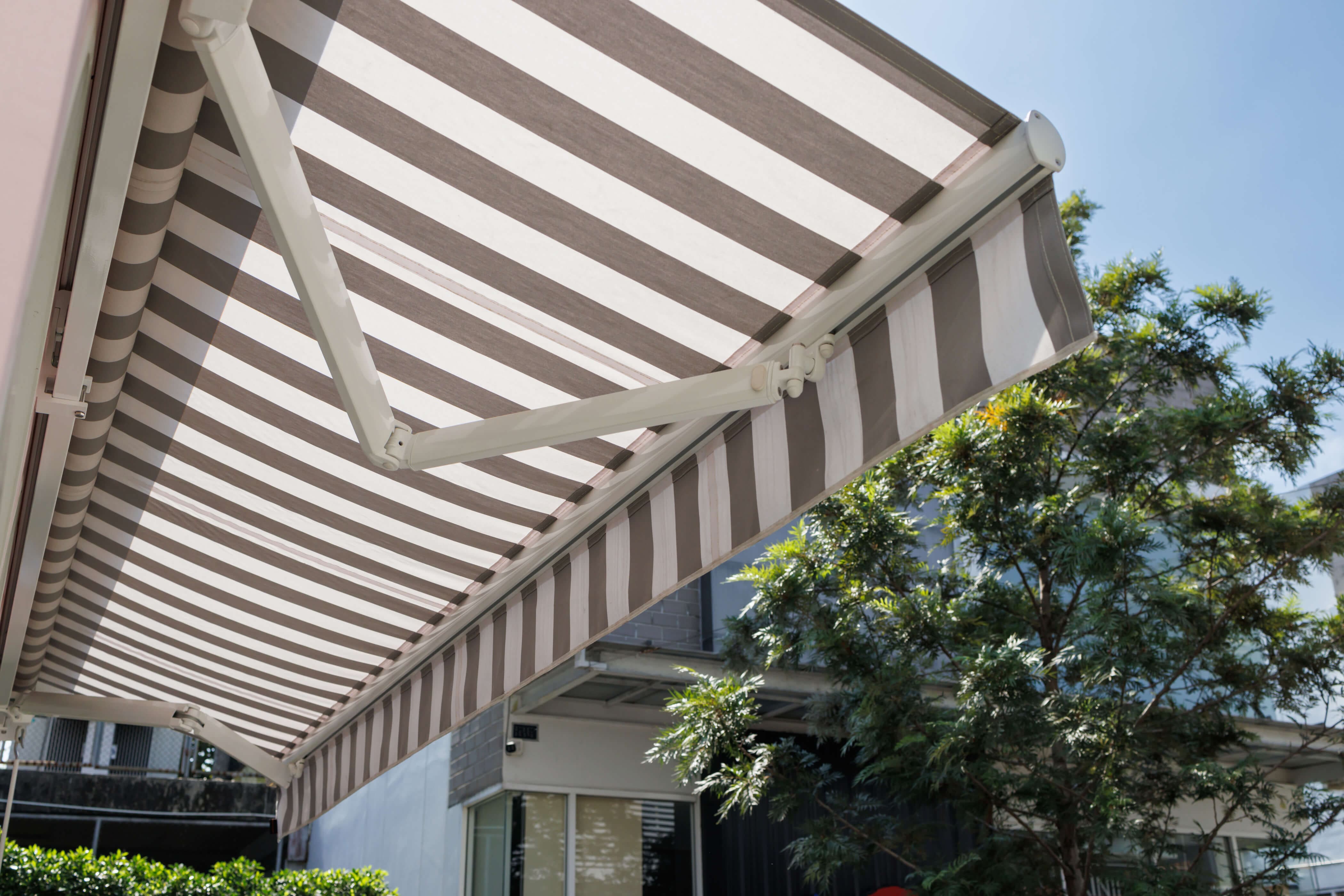 Before Buying a Retractable Awning • Southern Oregon's Leading Awning
